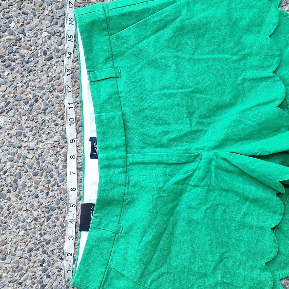NWT 4" J. Crew Kelly Green Scalloped Hem Cotton Linen Shorts Size 10 - Picture 3 of 11